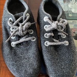 Worn 1x Dark Gray Wool All Birds Size 6